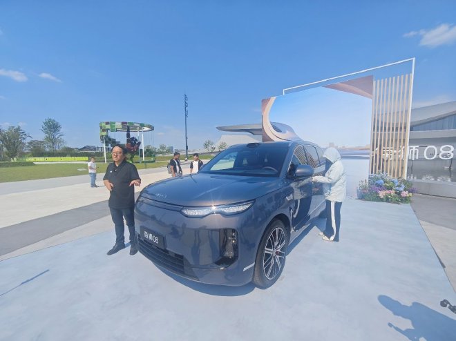 海洋网旗舰SUV 比亚迪海狮08售22.99万起