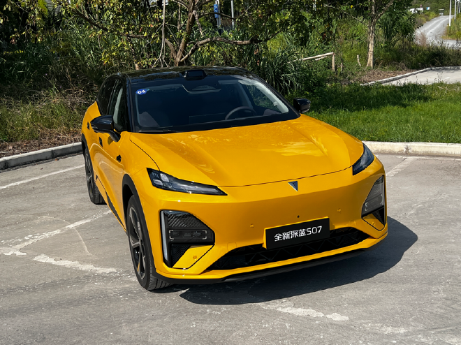 激光雷达、800V架构、宁德时代 试驾全新深蓝S07 AI激光版