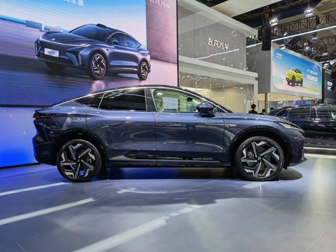 2022粤港澳大湾区车展 飞凡R7正式亮相