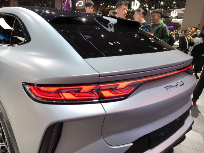 2023上海车展：比亚迪宋L概念车首发亮相