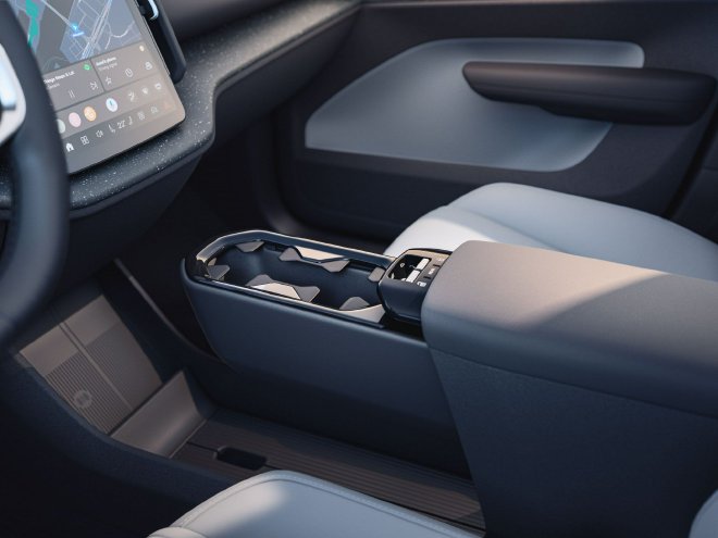 沃尔沃EX30全球首发 定位纯电小型SUV