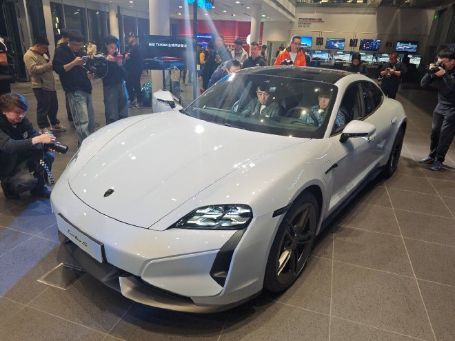 保时捷发布2023全年财报 四款新车陆续面市