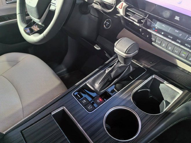 售价28.48-39.58万元 2024款广汽丰田赛那上市