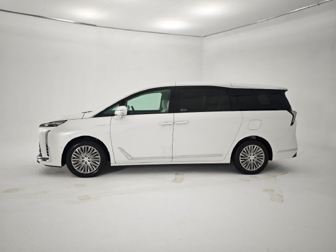 售35.99万元起 全新别克GL8陆尊PHEV上市