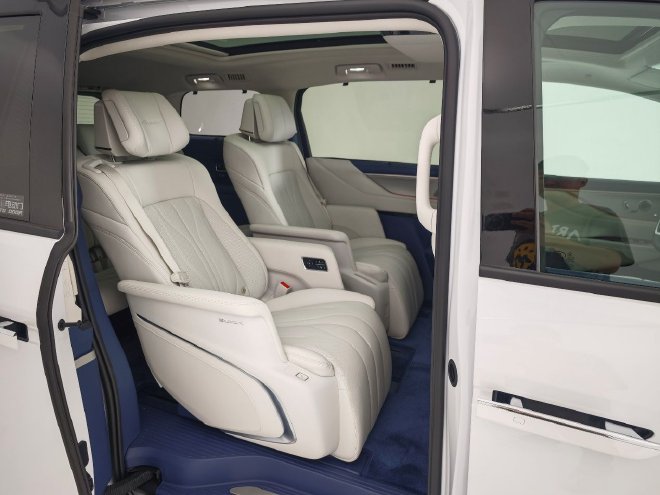 售35.99万元起 全新别克GL8陆尊PHEV上市