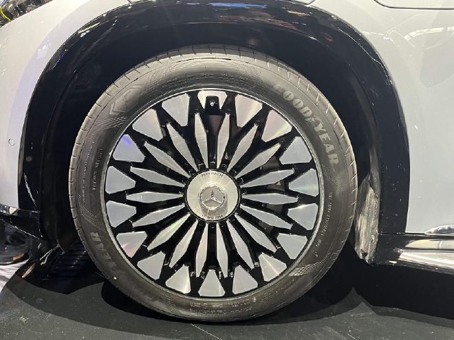 固特异亮相北京车展 点亮潮流地标