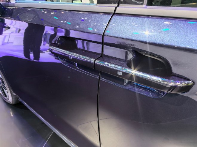 2024北京车展：静态实拍瑞风RF8 鸿蒙版