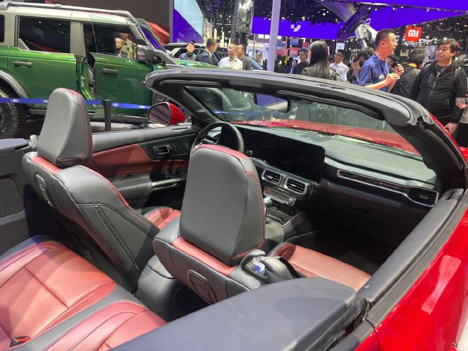 2024北京车展：全新福特Mustang敞篷运动版国内首秀