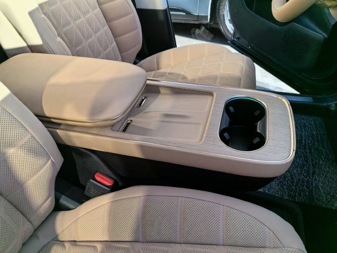 星途星纪元ET正式上市 售价18.98-31.98万元