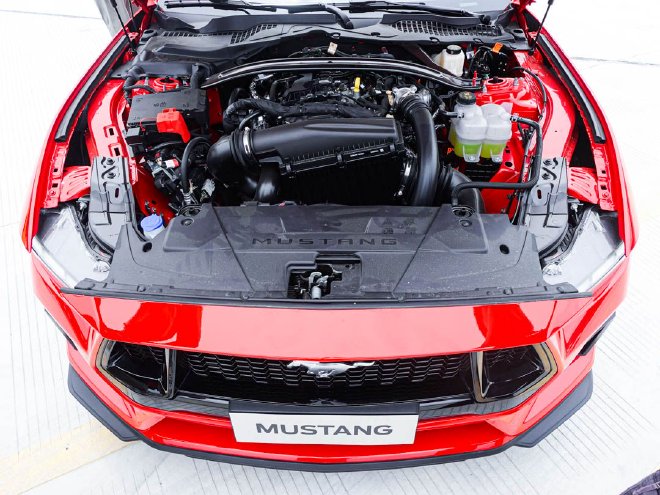 全新福特Mustang售39.98万元起 电子/机械深度融合