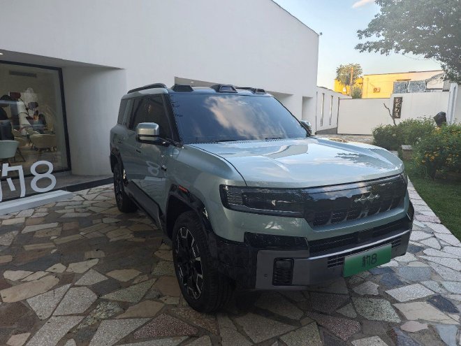 个性十足的豹8要来了 方程豹豹8外观及技术解读