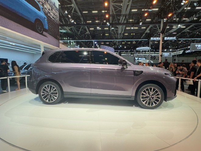 2024广州车展：零跑B10国内亮相