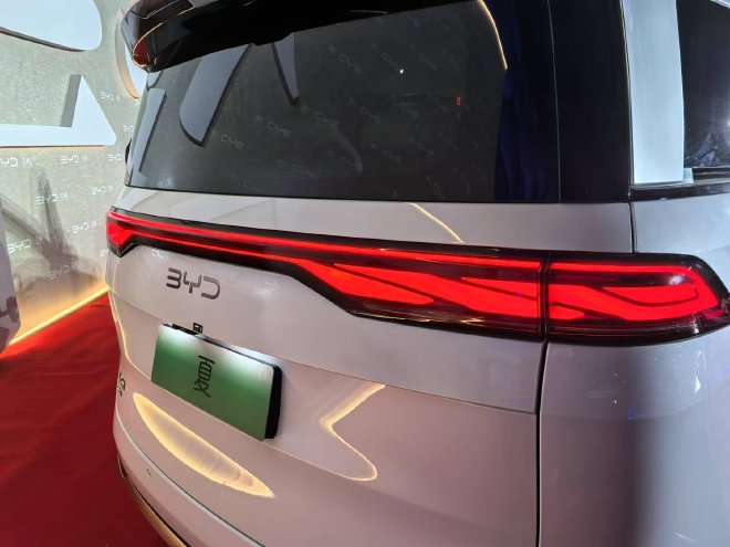 售24.98-30.98万元 比亚迪夏正式上市