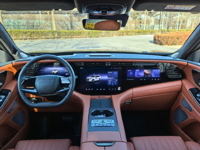 继续走豪华路线 静态实拍星途揽月C-DM