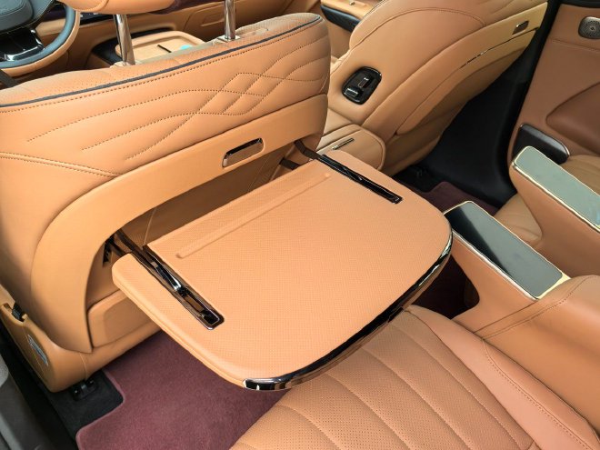 家庭智能新豪华SUV 昊铂HL预售27.98-32.98万元