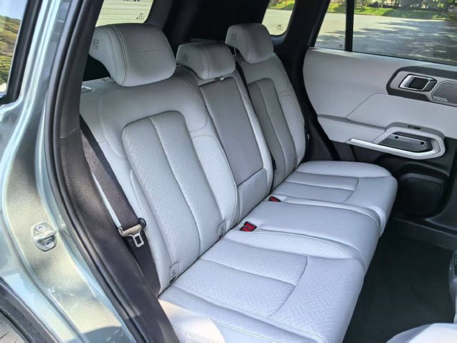 方程豹钛3开启预售 预售价13.98-20.38万元