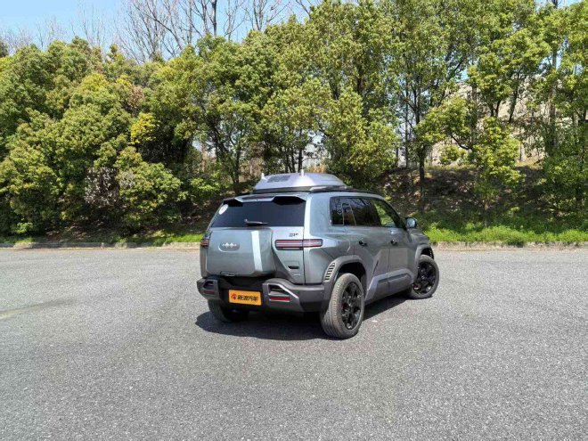 方程豹钛3开启预售 预售价13.98-20.38万元