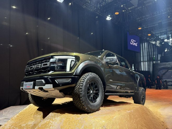 2025上海车展探馆：新款福特F-150猛禽将亮相