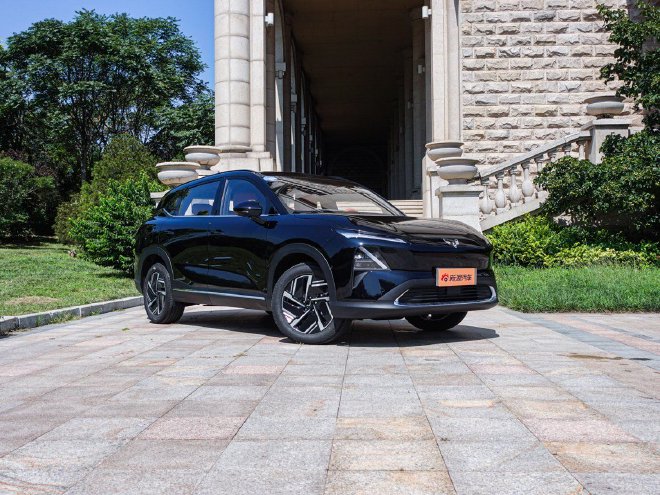 动力/智能提升明显 试驾2025款五菱星光S