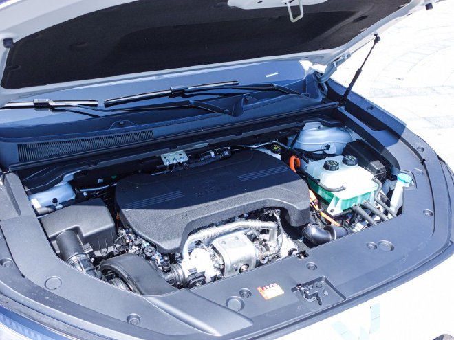 动力/智能提升明显 试驾2025款五菱星光S