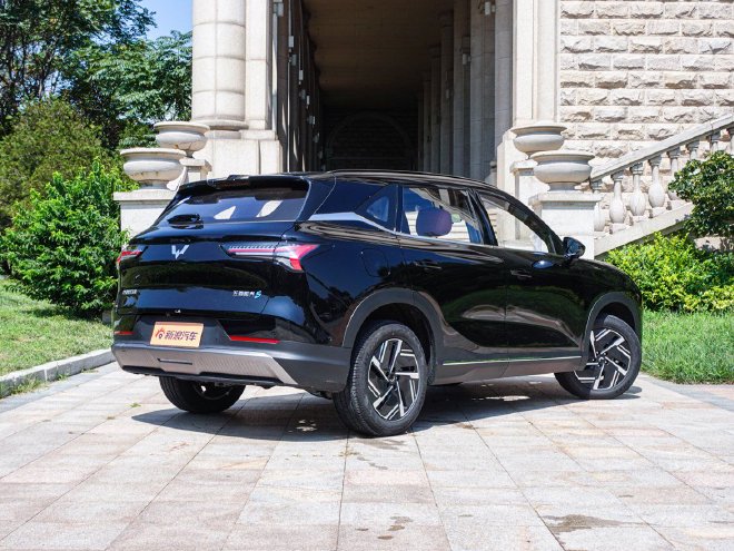 动力/智能提升明显 试驾2025款五菱星光S