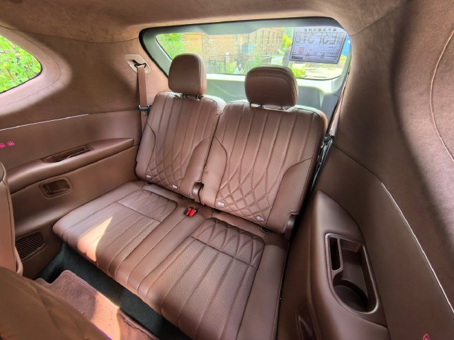 纯电续航350km 试驾广汽昊铂HL增程版车型