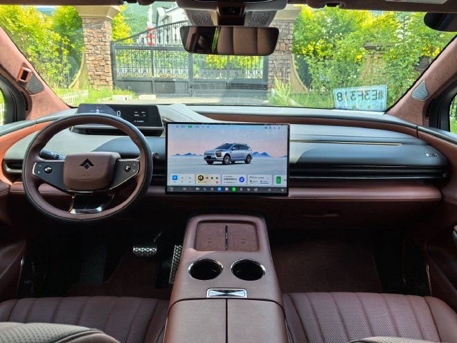 纯电续航350km 试驾广汽昊铂HL增程版车型