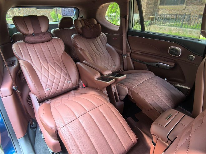 纯电续航350km 试驾广汽昊铂HL增程版车型