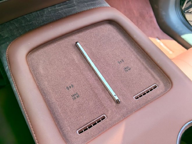 纯电续航350km 试驾广汽昊铂HL增程版车型