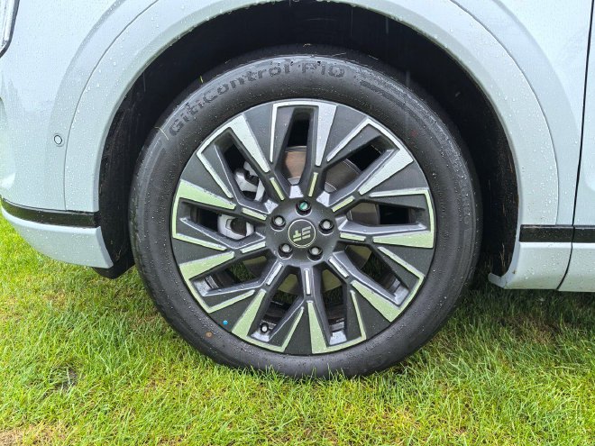 舒服安静跑得远 抢先试驾捷途山海L7 PLUS