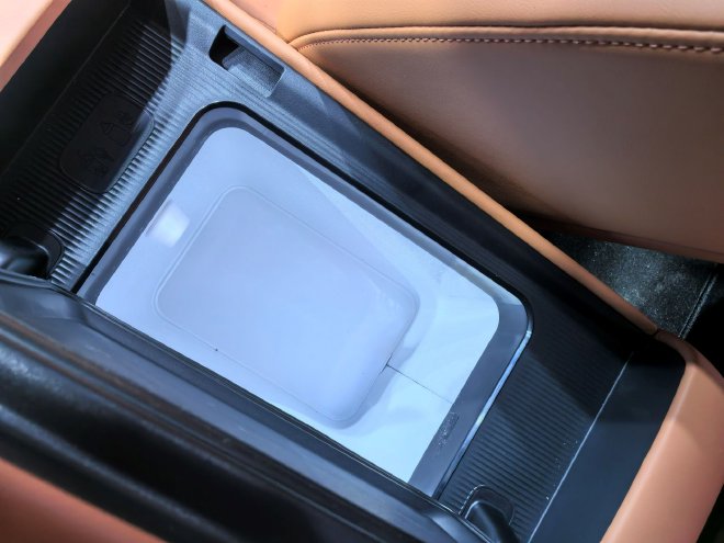 2025成都车展：埃安霸王龙家庭版正式交付