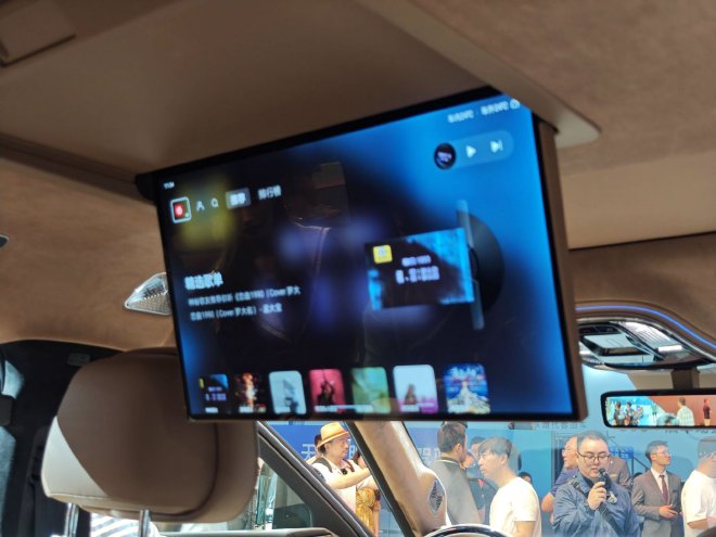 2025成都车展：比亚迪携全家族车型亮相