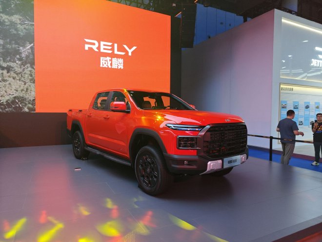2025成都车展：RELY威麟R08预售8.88万起