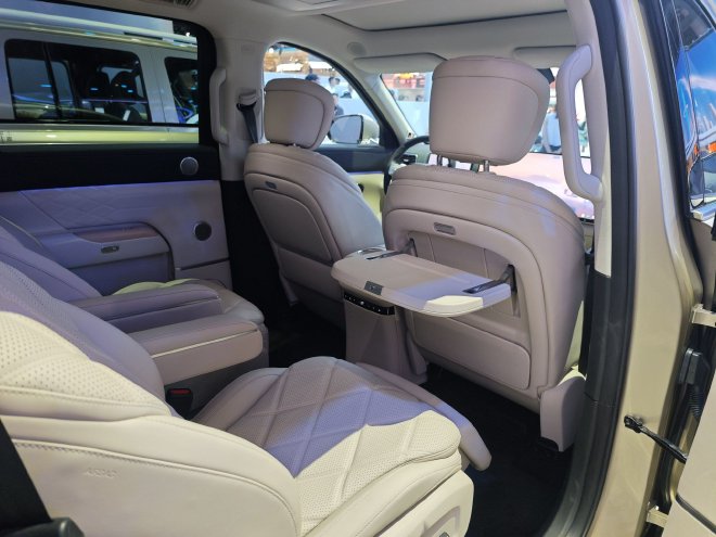 2025成都车展：奇瑞风云X3L预售12.99万起