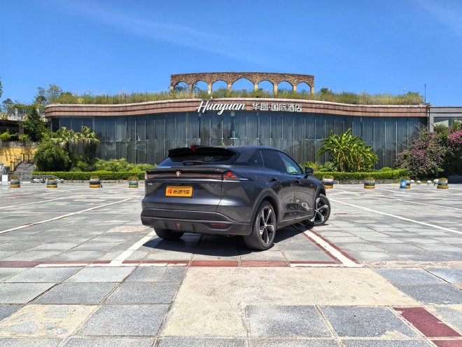 底盘驾控再升级 试驾全新深蓝S07增程版