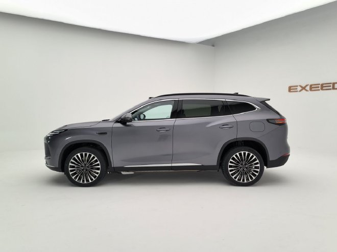 静态体验星途ET5 将会搭载猎鹰700辅助驾驶