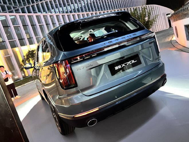 捷途X70L预售 限时权益价10.99—14.29万元