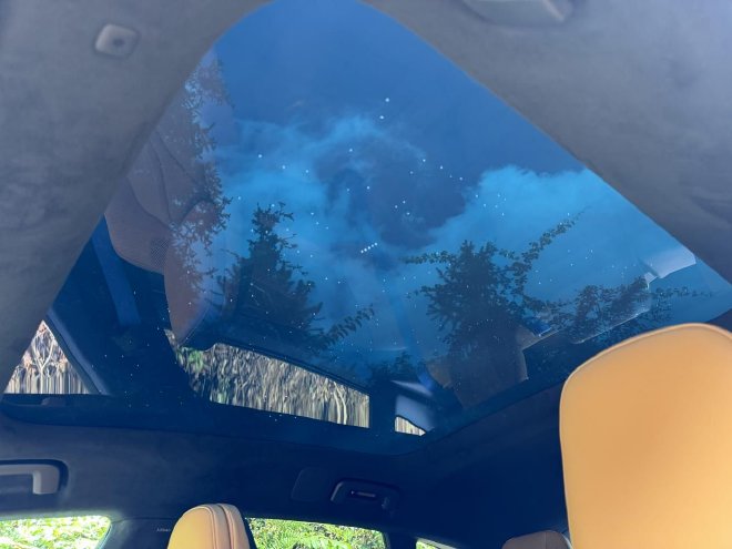 试驾焕新极氪001：不止猎装优雅/还有全面进化