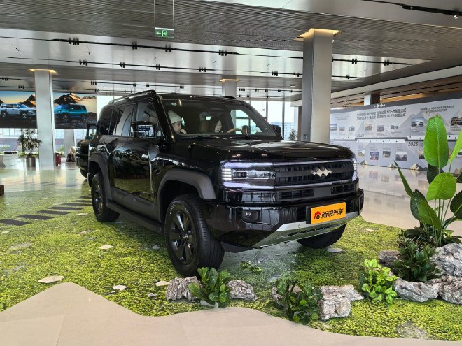 配置续航再升级 试驾豹5长续航版与豹8大五座版