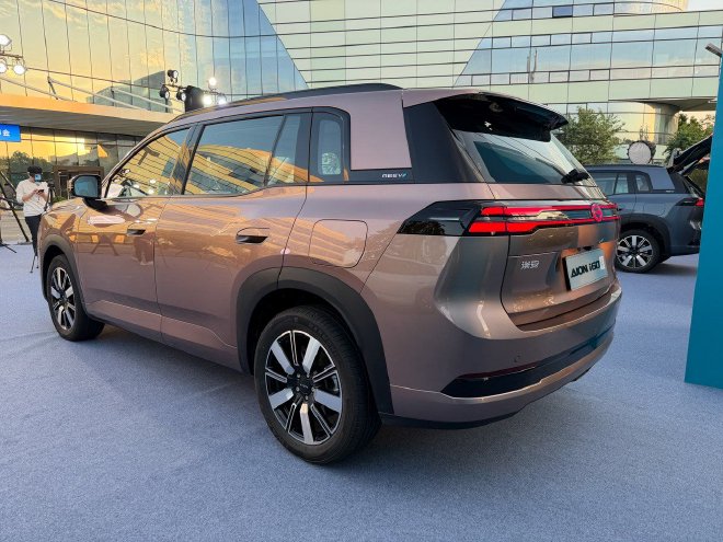 埃安i60正式上市 售价10.98-13.58万元