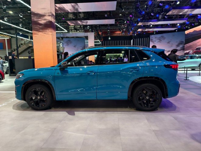 2025广州车展：一汽-大众全新揽巡、探岳L PHEV首发亮相