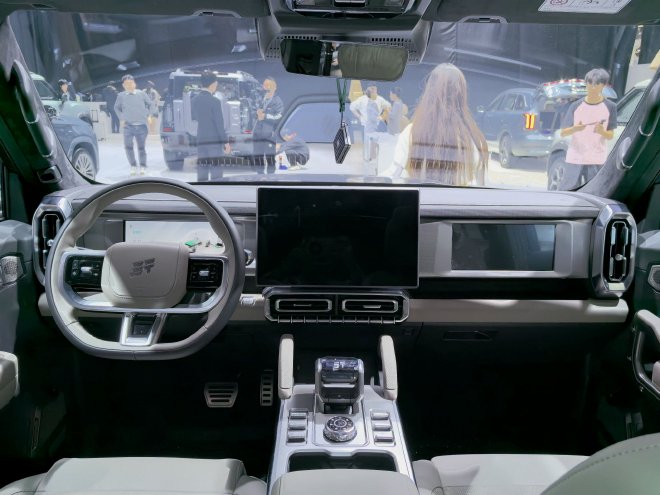 2025广州车展：2026款捷途旅行者/旅行者C-DM亮相