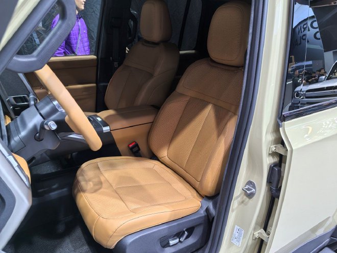 2025广州车展：iCAR V27正式亮相