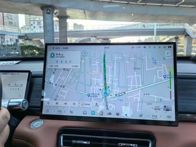 升级城区NOA 抢先试驾捷途山海L7 PLUS