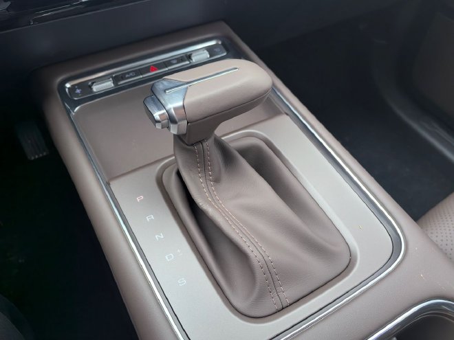 让全家出行更轻松 抢先试驾星光560燃油版