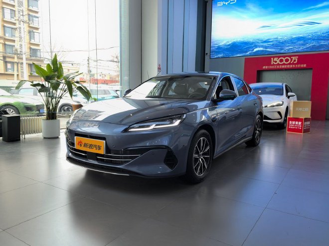 续航与配置再升级 实拍比亚迪海豹05/06DM