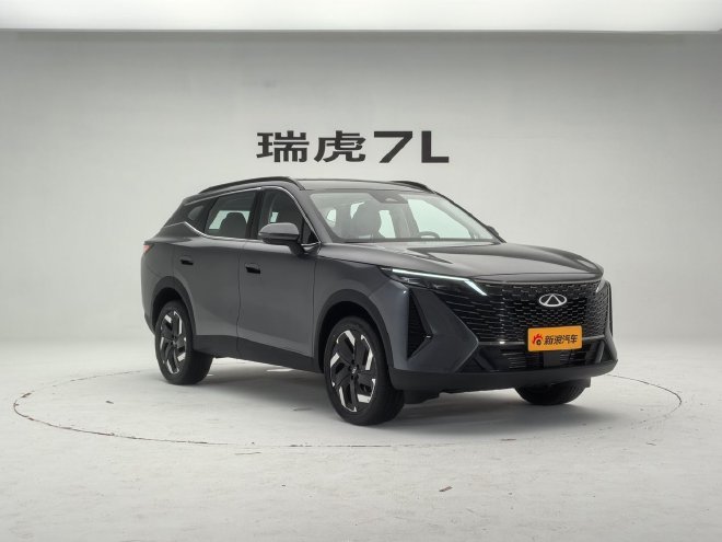 让年轻人爱不释手 抢先静态实拍奇瑞瑞虎7L