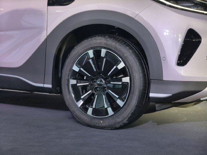 售9.79万元起 比亚迪2026款海狮05双车上市