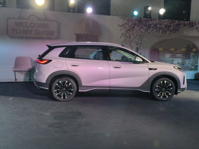 售9.79万元起 比亚迪2026款海狮05双车上市