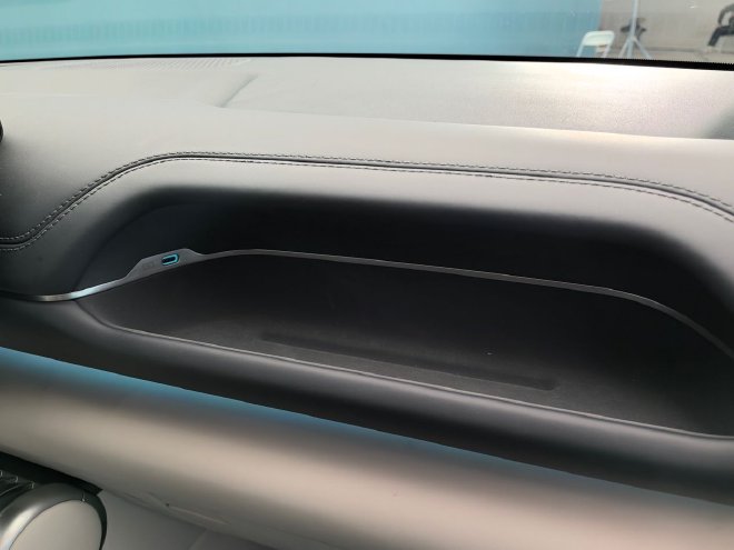 配置升级空间更大 静态体验比亚迪第三代元PLUS